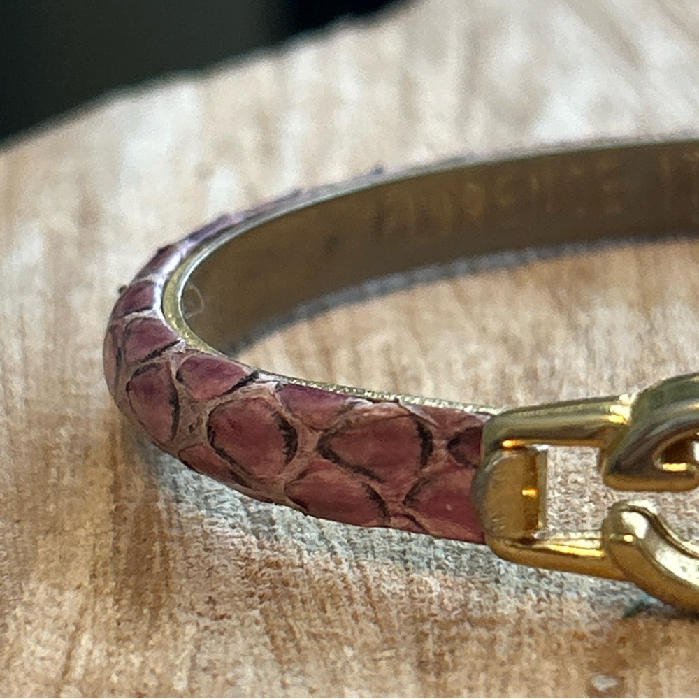 Authentic vintage Gucci Pink snakeskin bangle bracelet - Picture 3 of 11